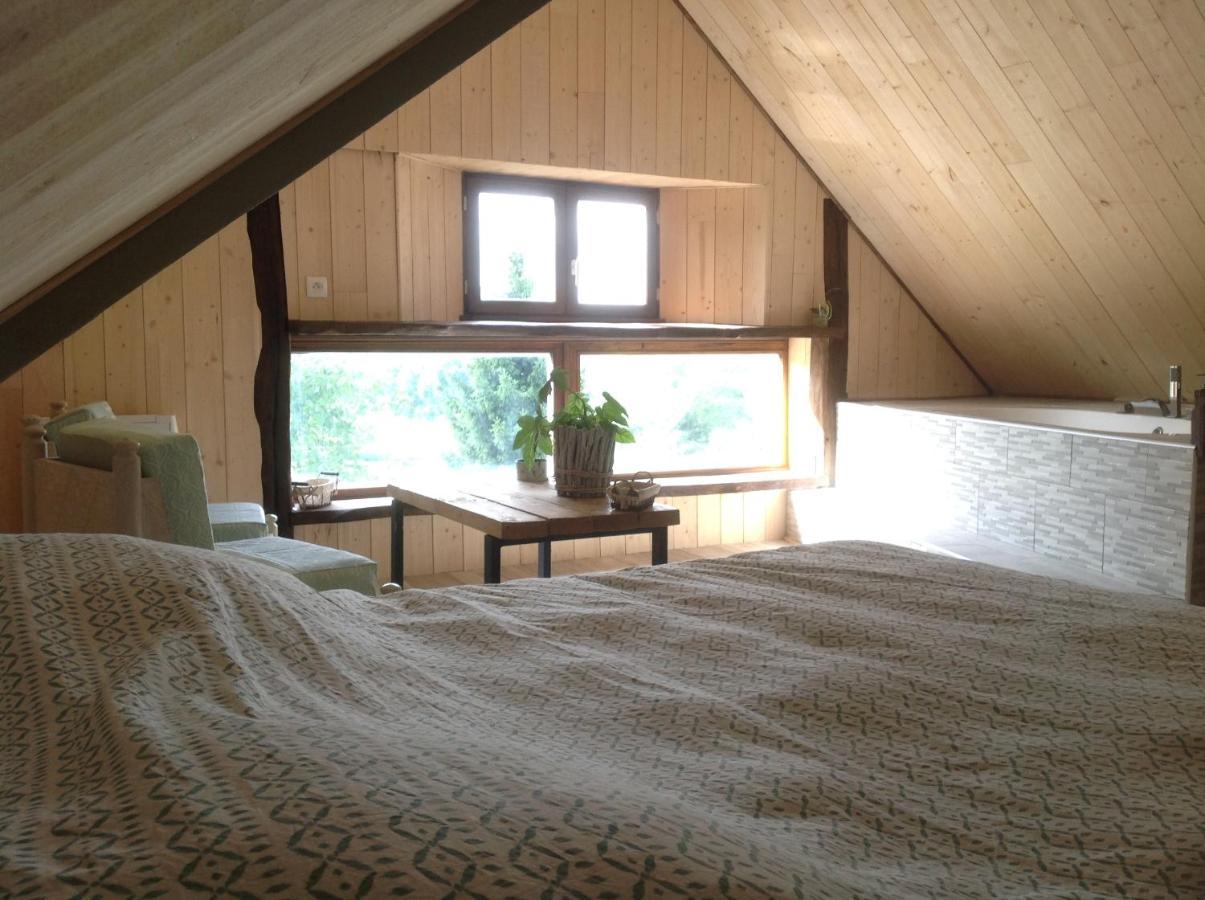 Les Rocailles Hotel La Foret-Auvray ภายนอก รูปภาพ