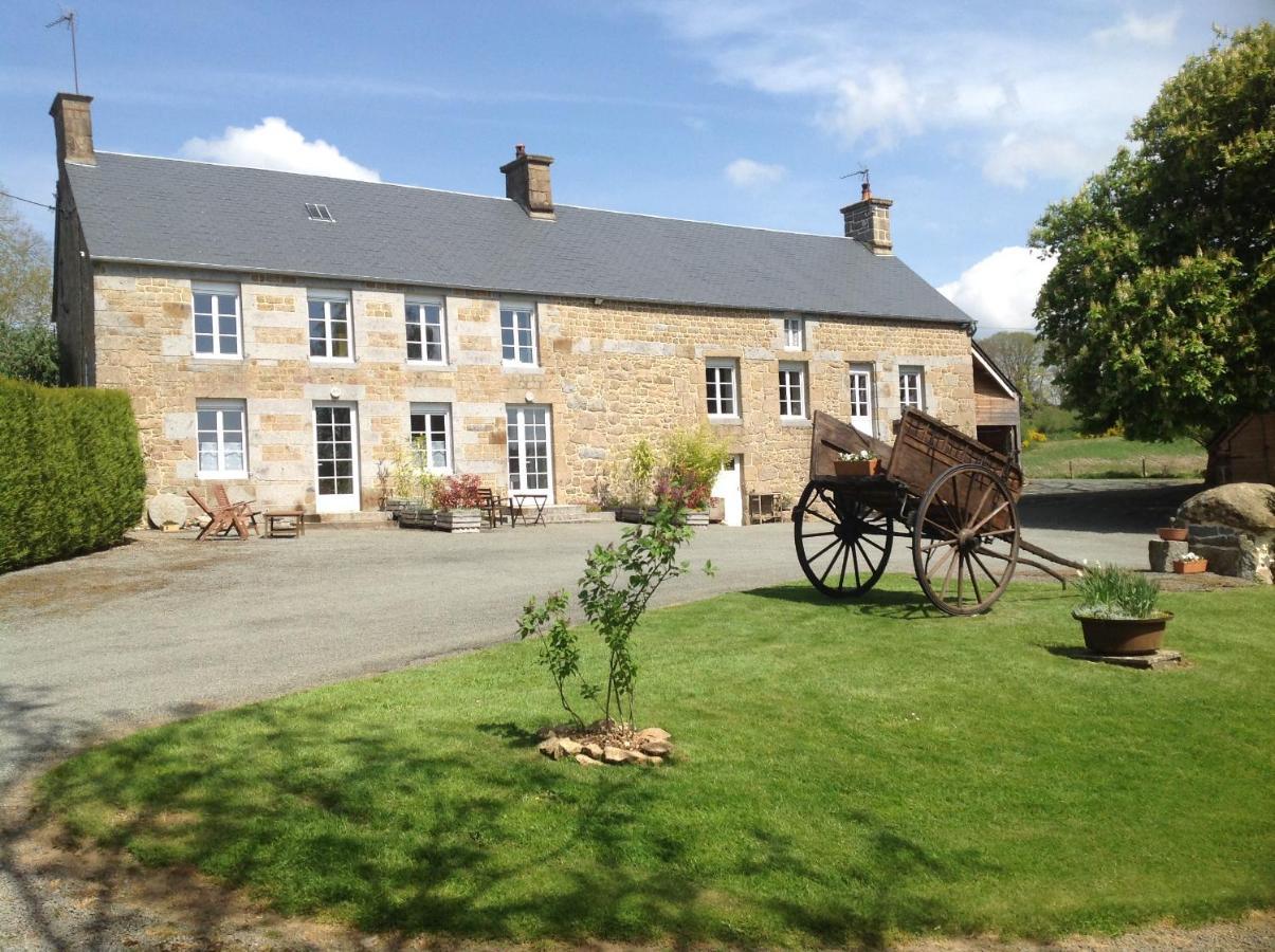 Les Rocailles Hotel La Foret-Auvray ภายนอก รูปภาพ