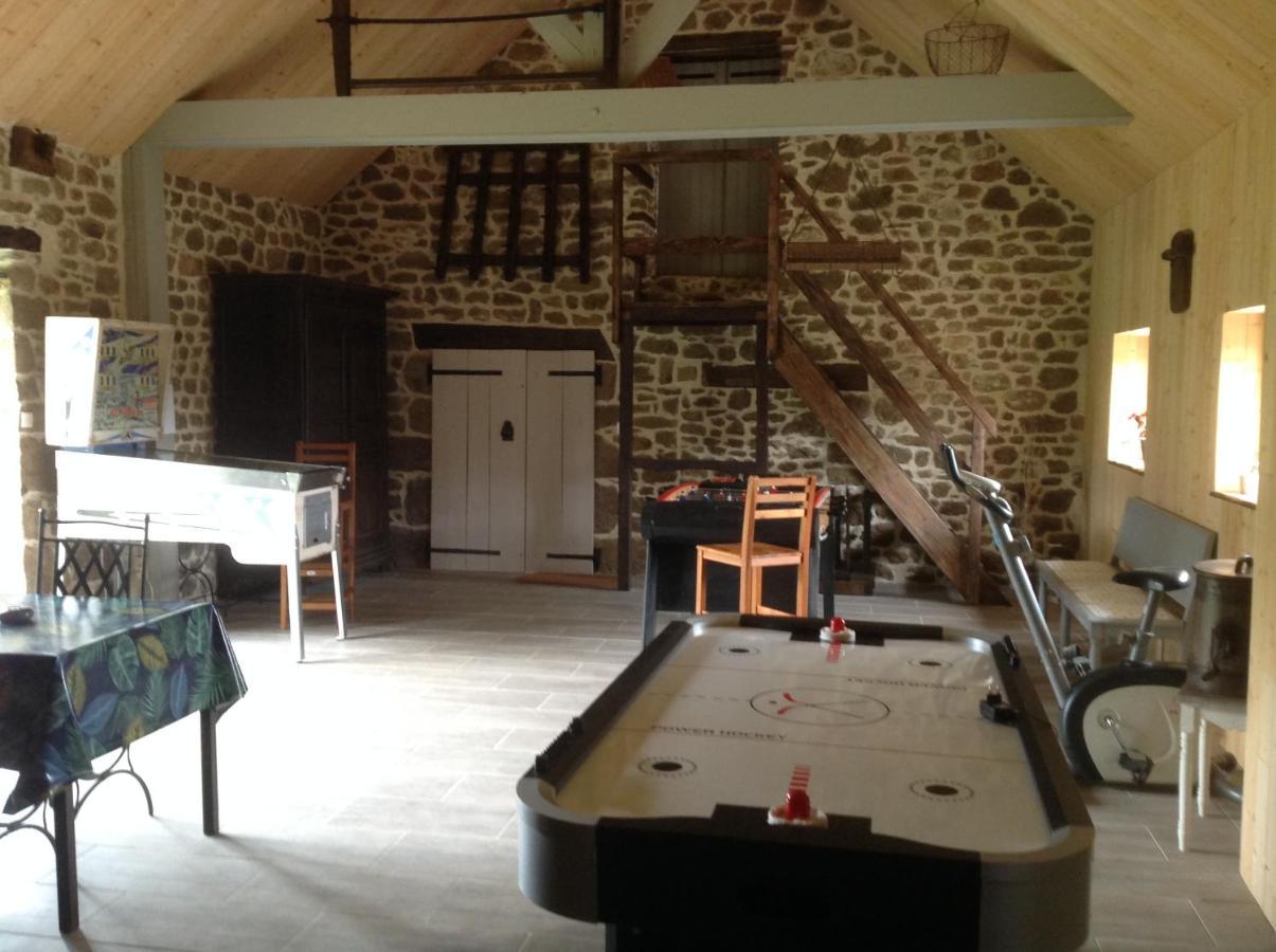 Les Rocailles Hotel La Foret-Auvray ภายนอก รูปภาพ