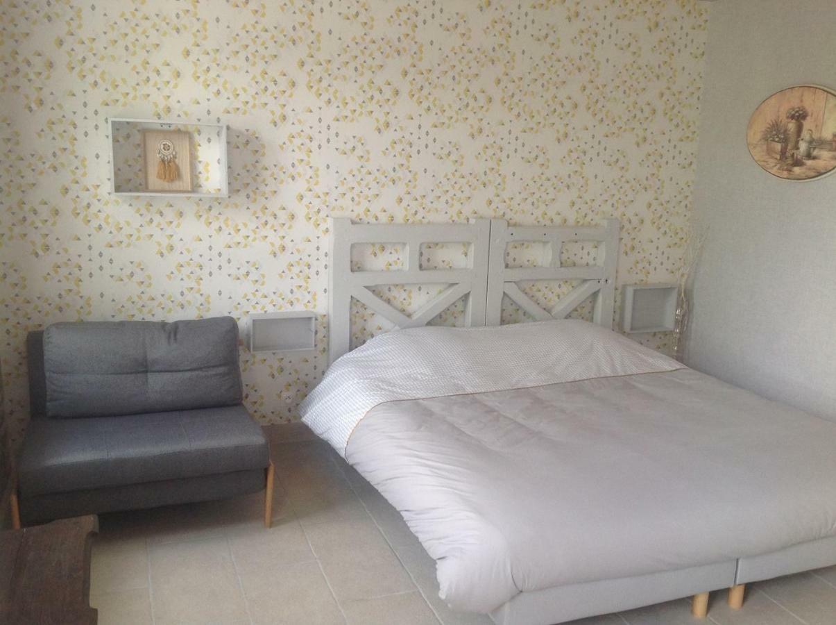 Les Rocailles Hotel La Foret-Auvray ภายนอก รูปภาพ