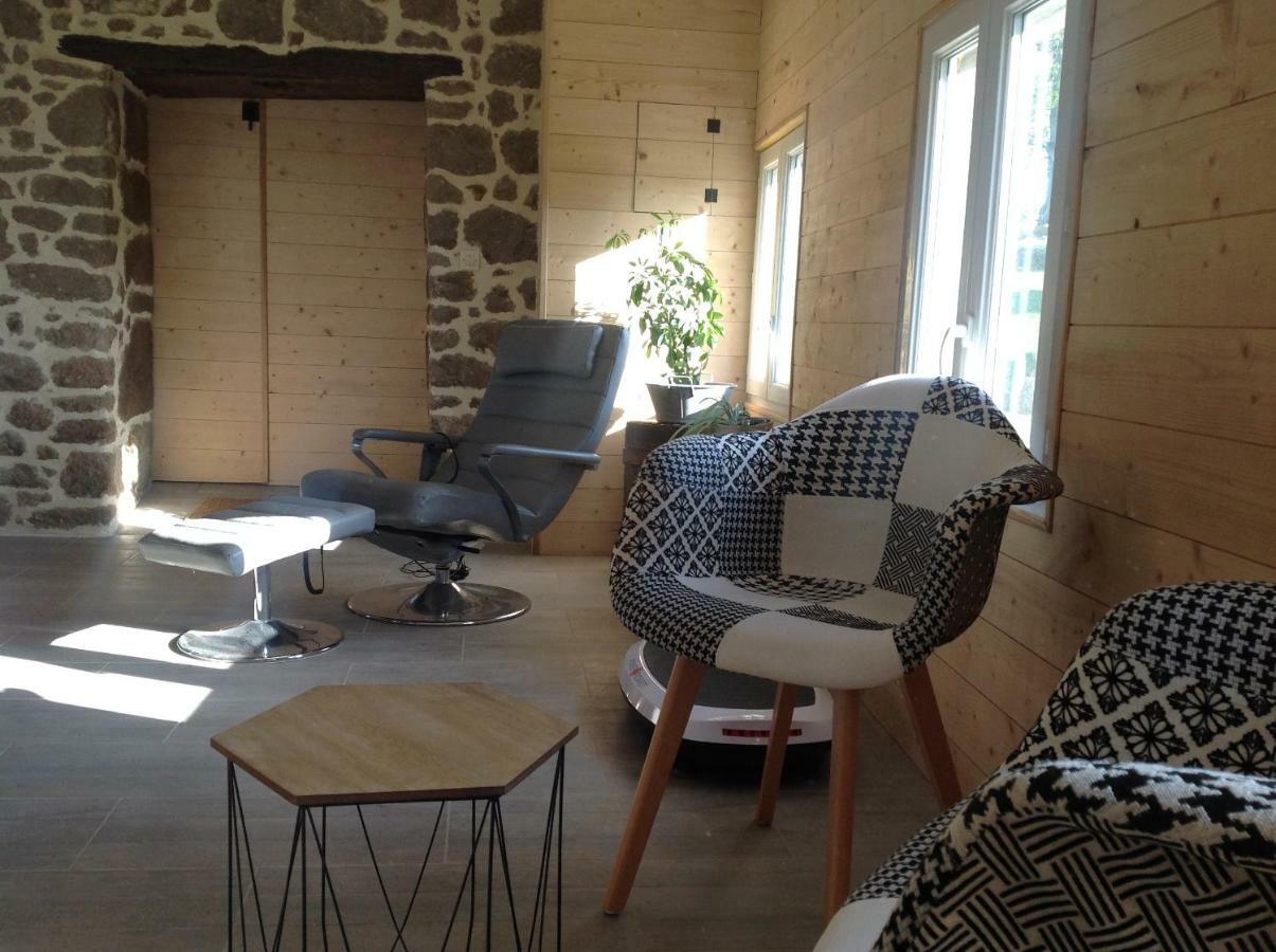 Les Rocailles Hotel La Foret-Auvray ภายนอก รูปภาพ