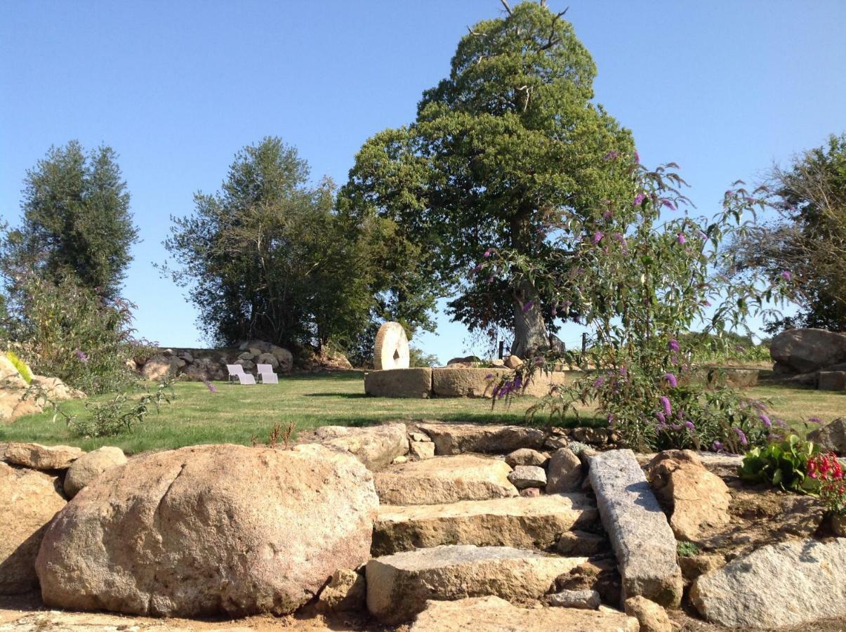 Les Rocailles Hotel La Foret-Auvray ภายนอก รูปภาพ