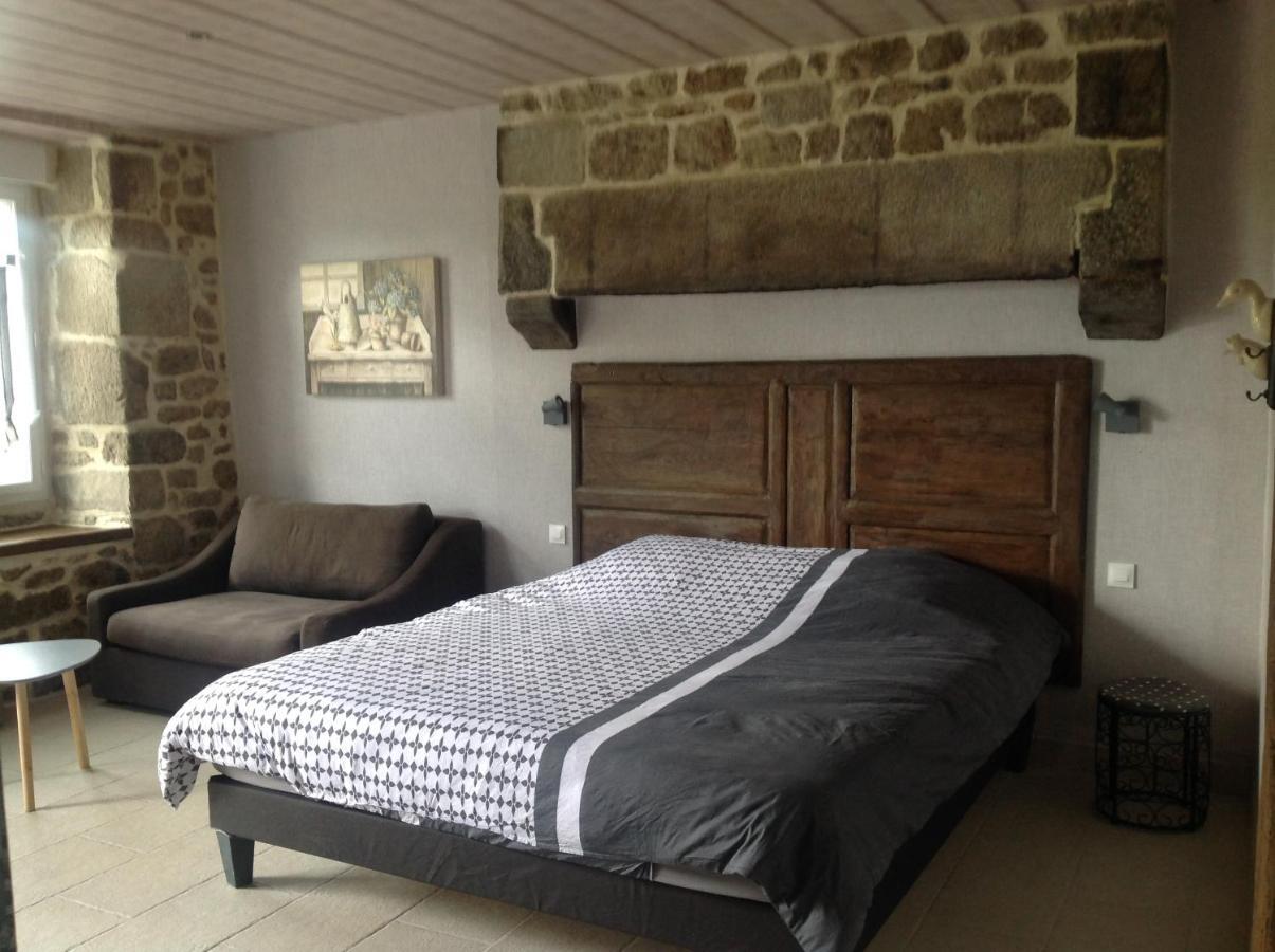 Les Rocailles Hotel La Foret-Auvray ภายนอก รูปภาพ